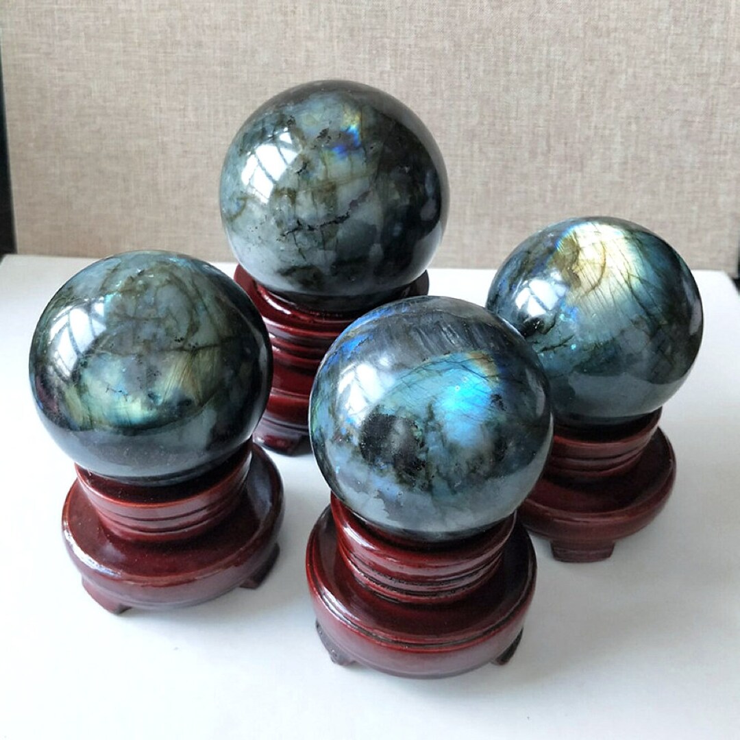Sphère En Quartz Arc-en-ciel Clair 62 Mm - Boule Cristal Naturelle Pour Reiki Et Décoration