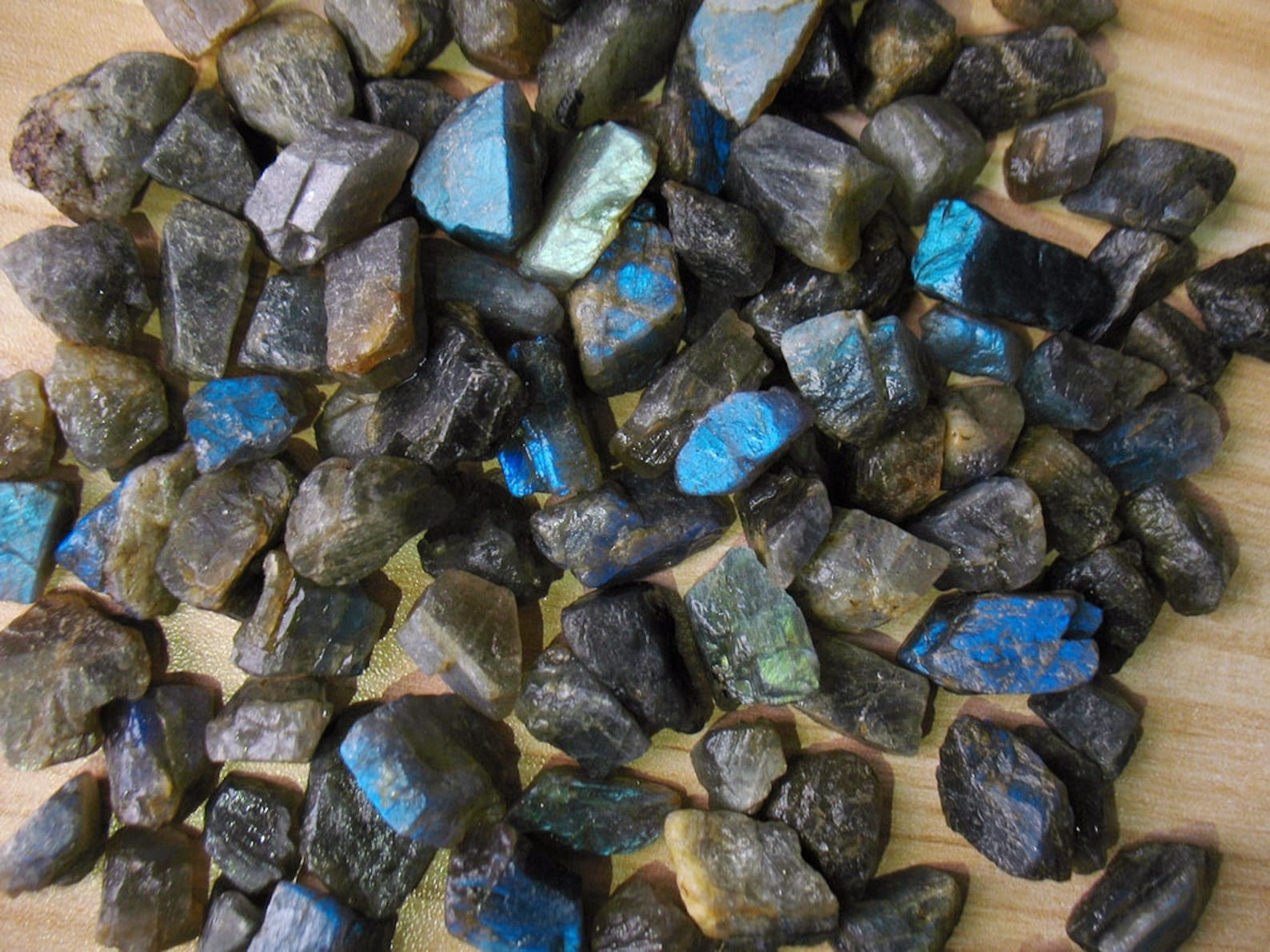 Rough Labradorite Stone Natural Raw Labradorite Flash Stone Etsy Hong