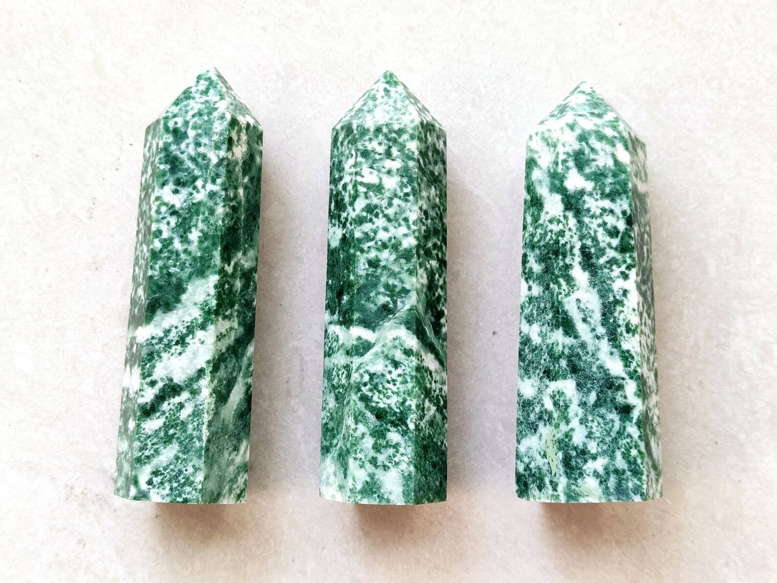 Jade Point Natural Jade Tower Green Jade Obelisk Crystal Tower Etsy