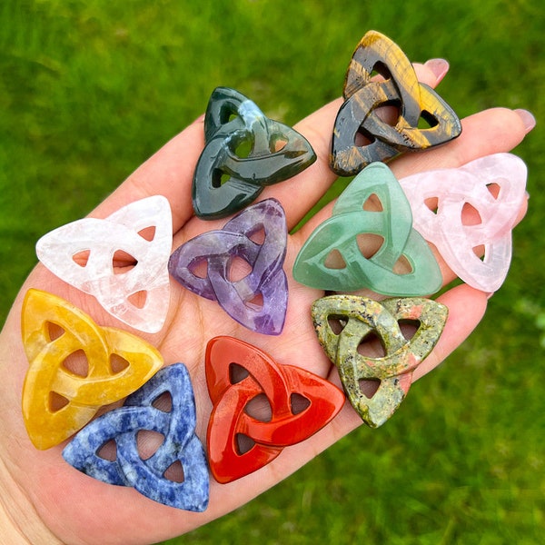 Crystal Irish Celtic Knot Gemstone Triangle Bulk Wholesale 3715