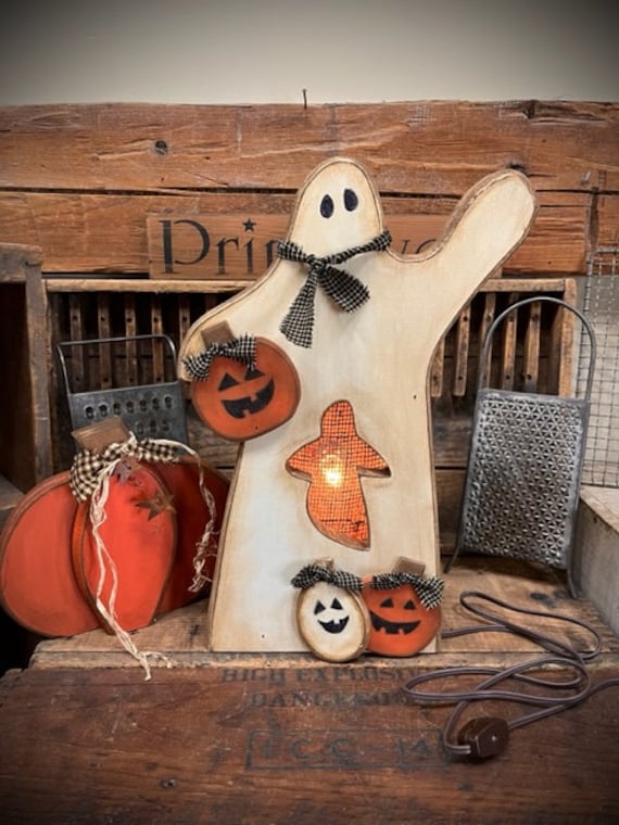 Primitive Halloween Lighted Ghost Box "Percy" Picks a Winner"  Waving Ghost with Cute Jack O Lanterns Delightful Fun Halloween Decoration