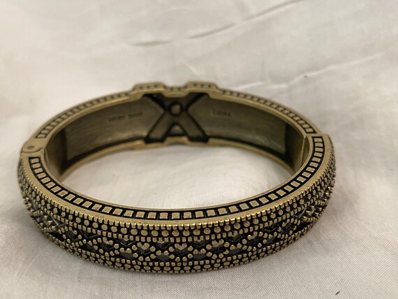 Heidi Daus Hinged Brass Bangle - image 4