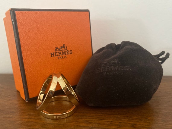 Scarf ring Hermès Trio Silver from 100% authentic materials!