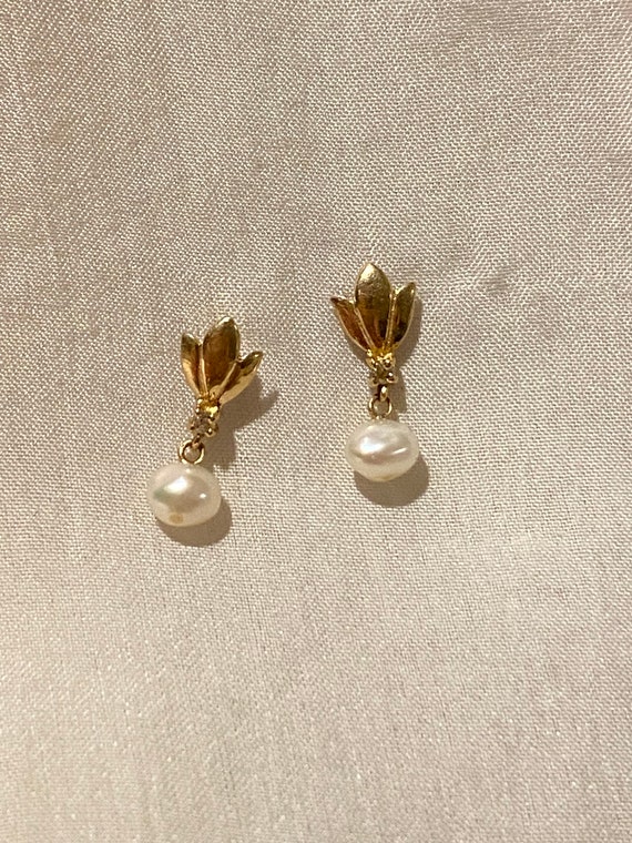 14k Gold & Pearl Leaf Diamond Earrings