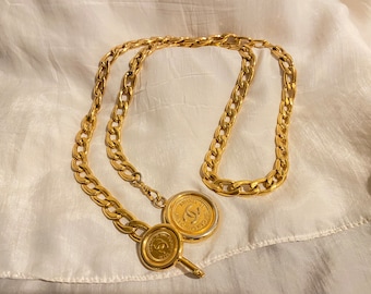 Authentic Iconic Vintage 1990's Chanel Gold Metal Chain Belt