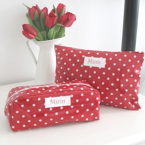 Make up & Wash bag set, wash bag, Personalized cosmetic bag, Monogrammed zip bag, personalised wash bag, toiletry bag, make up bag