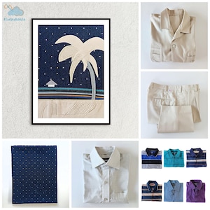 Op de afbeelding: Een assortiment opgevouwen kledingstukken, waaronder een beige jas en broek, een marineblauwe stof met witte stippen en diverse overhemden. Een ingelijst kunstwerk toont een palmboom onder een sterrenhemel.