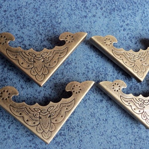 4 stuks 40 mm x 40 mm x 6 mm kleur antiek messing, boekhoeken voor boekbinden, scrapbooking, fotoalbum, dagboek u80