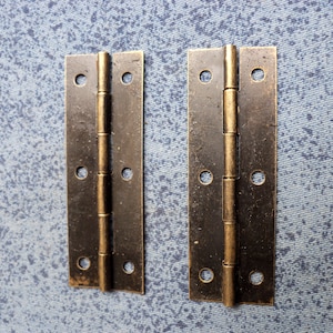 2 metalen decoratieve scharnieren 60 mm x 20 mm p59