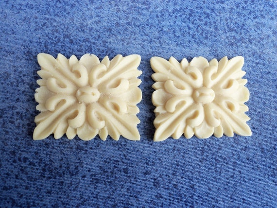 moulding resin