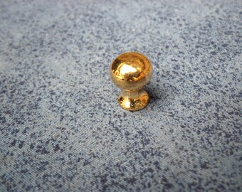 1 szt. uchwytów do szuflad komody 18 mm x 14 mm r88