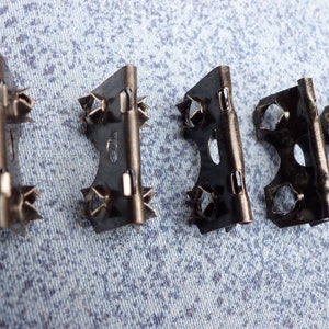 5pcs 27 x 15 mm picture photo art work frame back board backboard support stand leg feet fibreboard barbed hinge  P86