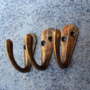 3pcs hanger hook for keys 35mm x 25mm. color antique brass. k14