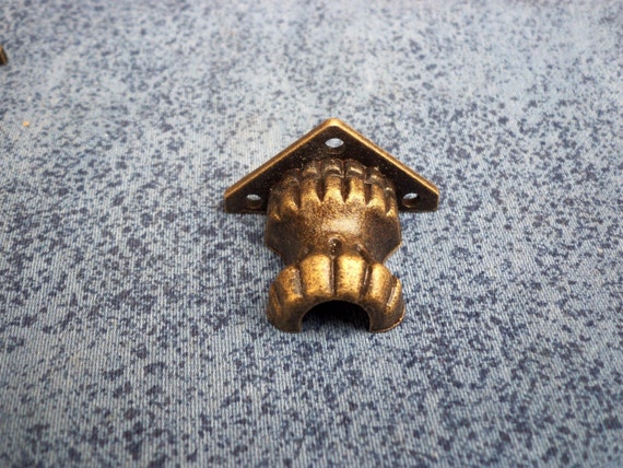 4個入り 35mm x 25mm 金属製ボックス脚 装飾用 ボックス製作用 n36