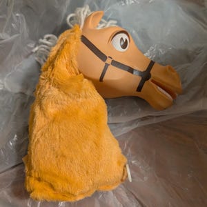 Mr Ed Talking Horse Pull string hand puppet