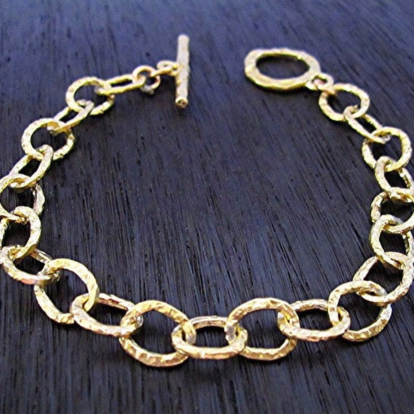 Gold Bronze Textured Artisan Chain Link Bracelet (7 1/4 inches)