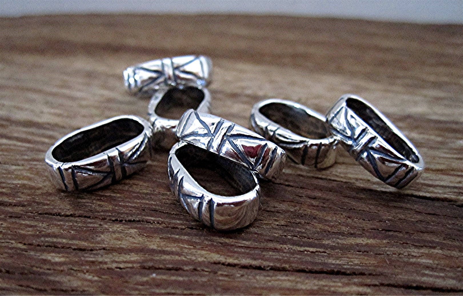 アクセサリー CHOOKE SILVERSMITHING IRREGULARWORKS Artisan Tribal Design Jewelry Link and Connector in Sterling