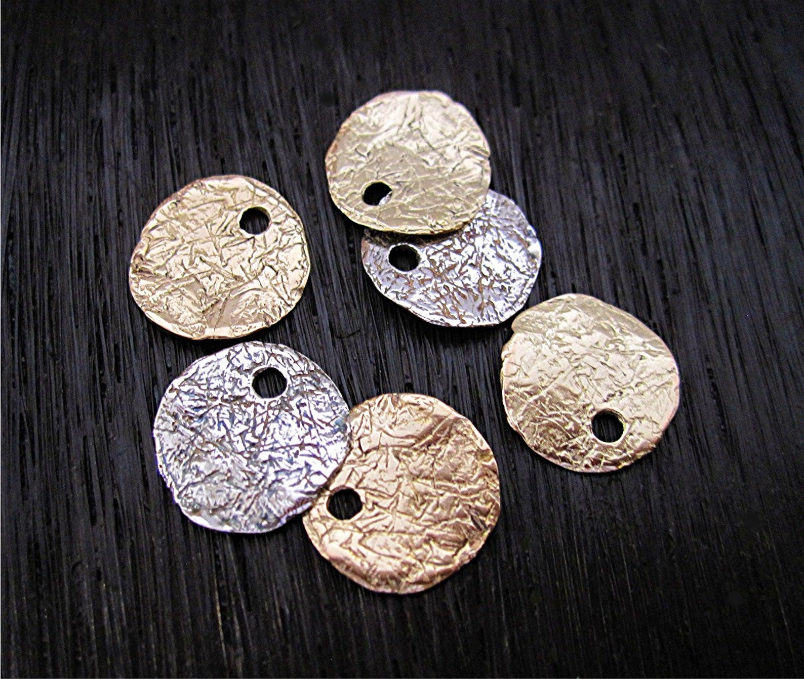 Small Rund Charm Small Round Textured Disc Charms in Gold Bronze (set of 2) (X) - Etsy