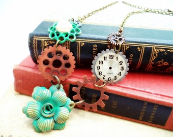 Steampunk Blommor Assemblage Halsband