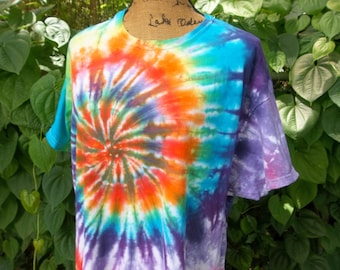 Levendige regenboog tie-dye, met de hand geverfd, op bestelling gemaakt