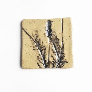 Handgemachte Keramik Lavendel Untersetzer: Calico Clay Dekorative Fliese