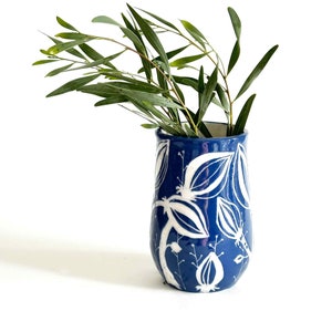 Handmade Blue Sgraffito Porcelain Vase: Botanical Decor