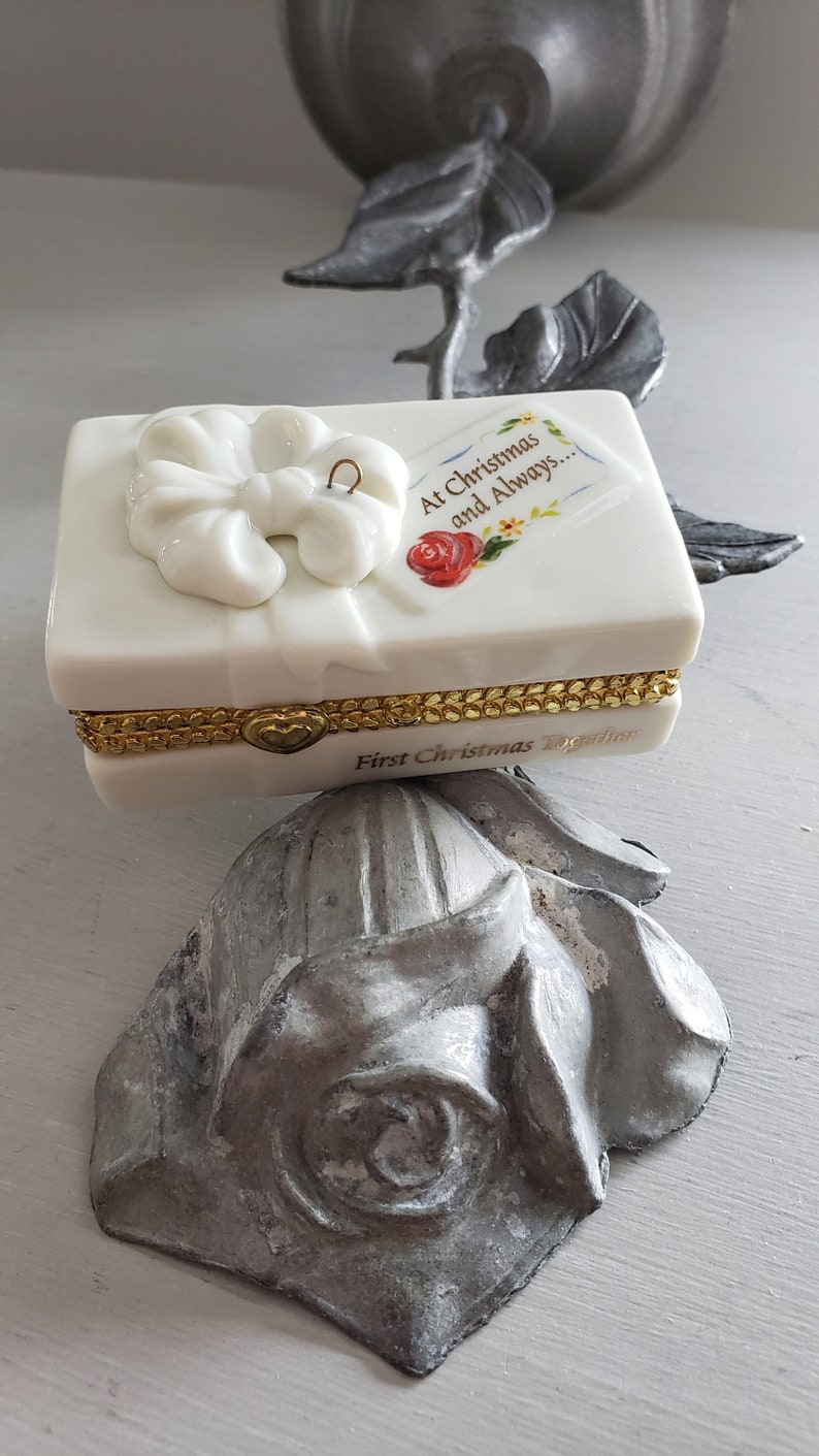 Vintage Christmas Trinket Box Porcelain Ornament Hinged Box Year 2000 20th Anniversary Married at Christmas New Century Presentation Box