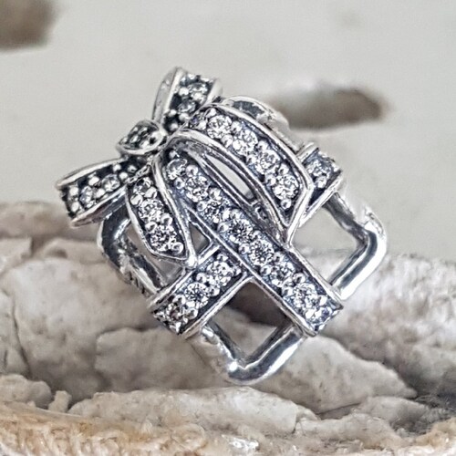 Authentic Pandora All Wrapped Up Open Work Charm Exquisite Sterling Silver shops Clear CZ Hallmarked S925 ALE RETIRED Nwot Item#791766CZ
