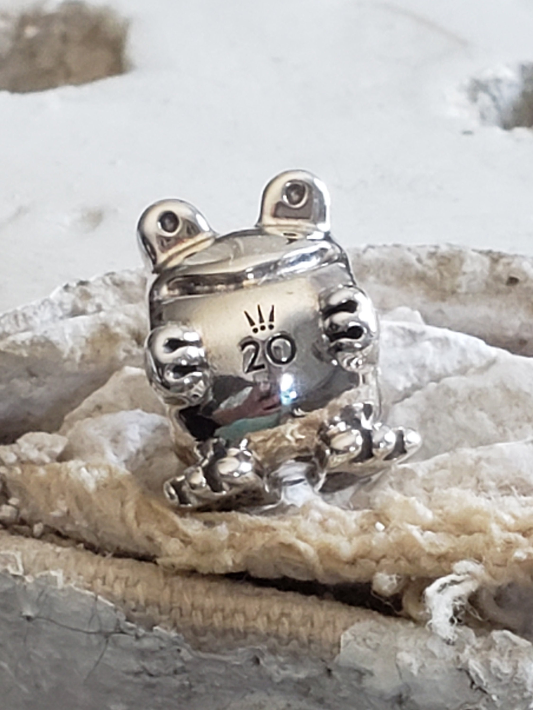 Pandora frog charm sale