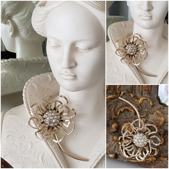 Stunning Vintage Sarah Coventry Brooch Earring Se… - image 5