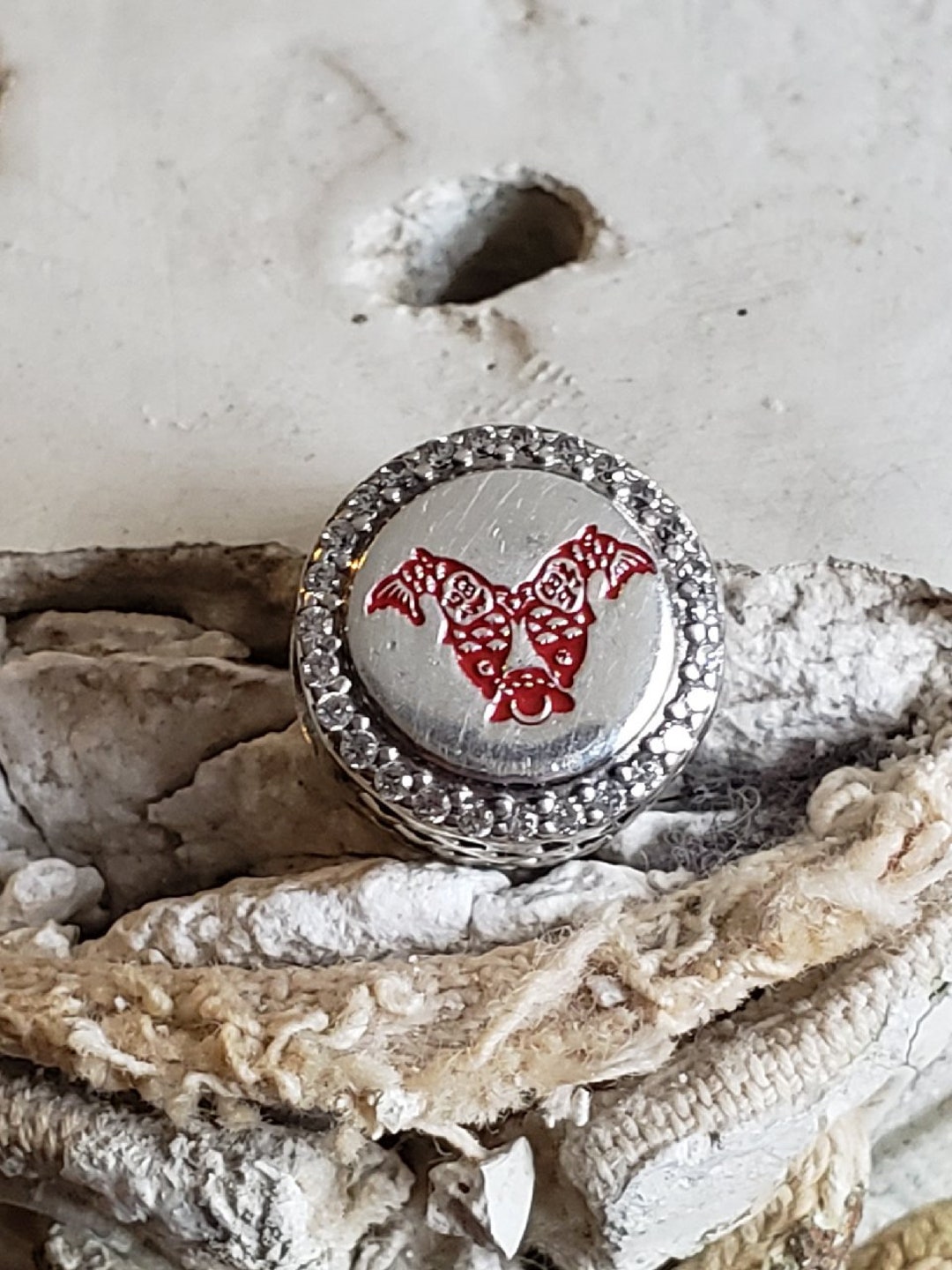 アクセサリー Lucky PUG!! Authentic Pandora Lucky Fish Puck Charm Clear CZ Canadian