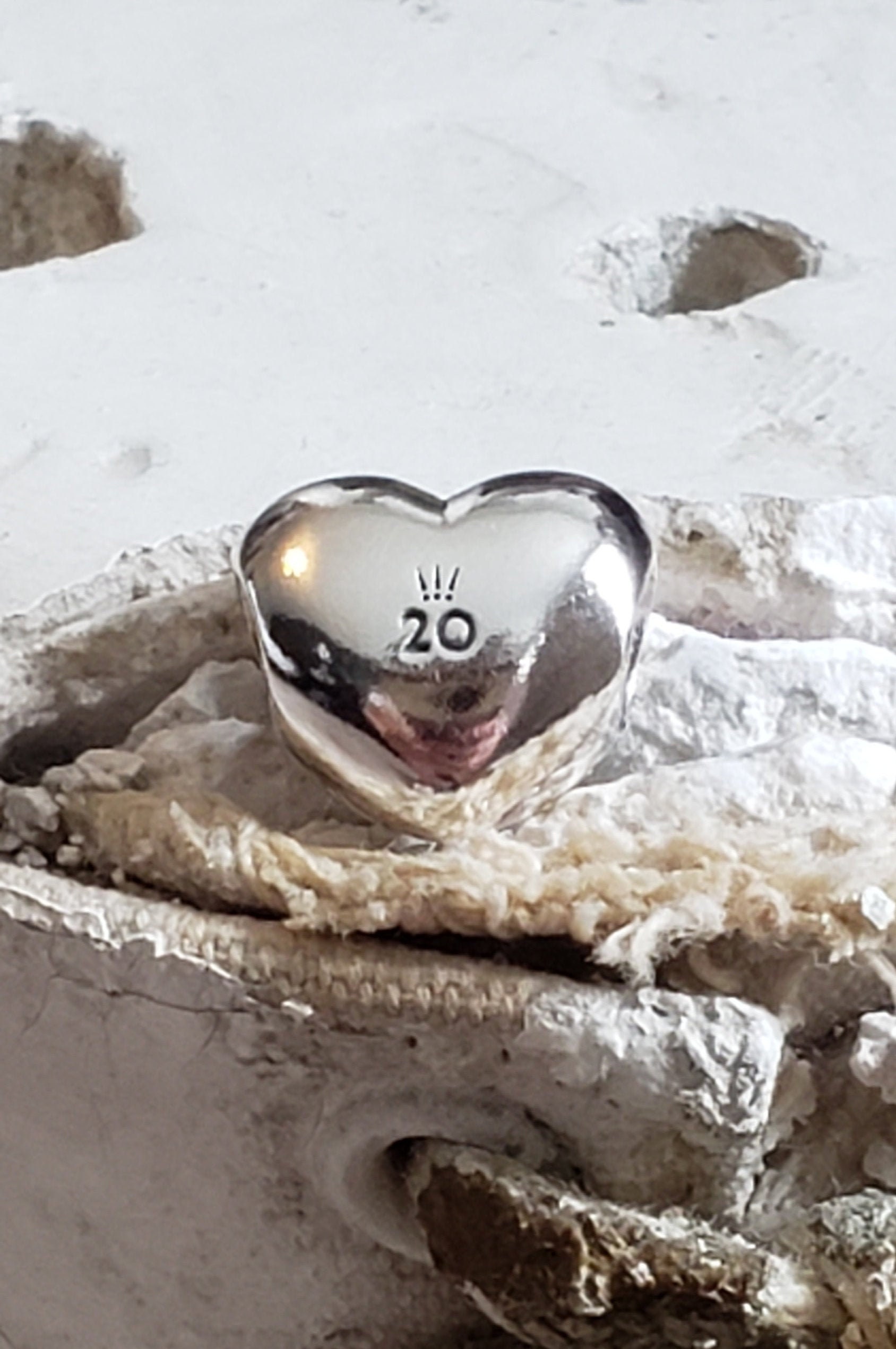 Authentic Pandora Heart 20th Anniversary April Charm Collector
