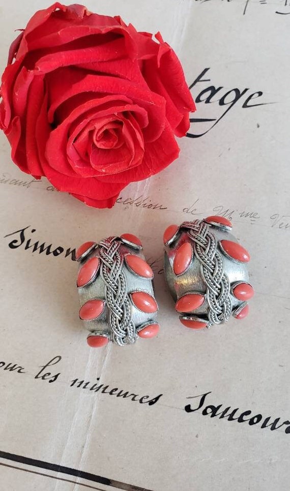 Vintage Silver Tone Metal with Faux Coral Cabocho… - image 1