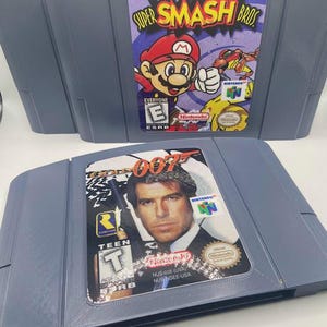 巨大なニンテンドー64カートリッジ - ウォールアート
