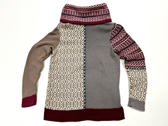 Patchwork Sweater - Paneled construction - Coldwa… - image 9