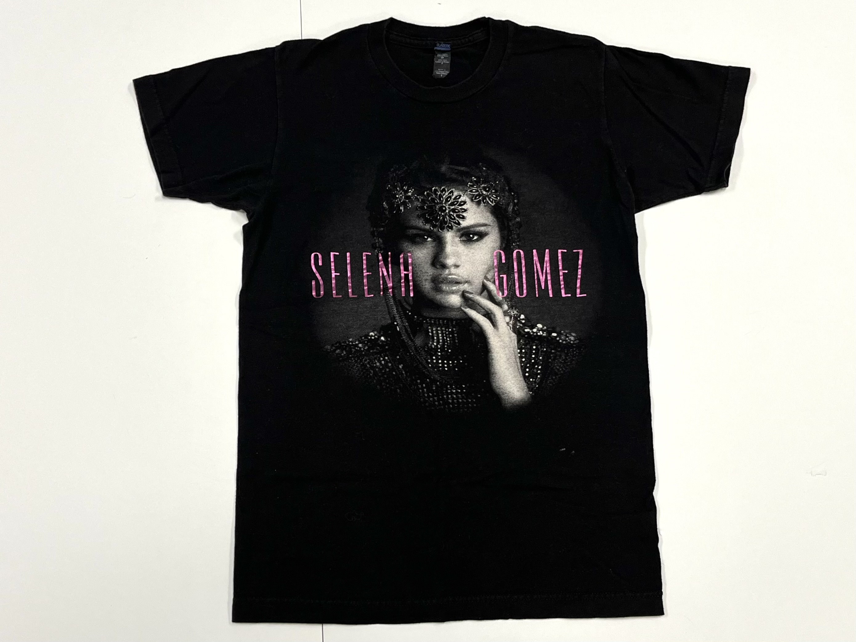 SELENA GOMEZ - Authentic Concert T-shirt - Stars Dance Tour - (S 