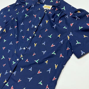 vintage 70&#39;s Lady Arrow MISTIQUE short sleeve button down shirt - loop collar - single stitch - gorgeous pattern