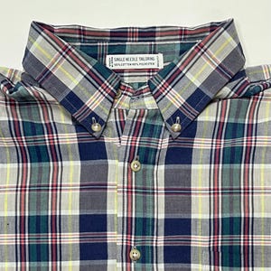 Vintage 90s plaid short sleeve button down shirt - Authentic Sport Brand - single needle tailoring - wardrobe staple men&#39;s shirt - Large
