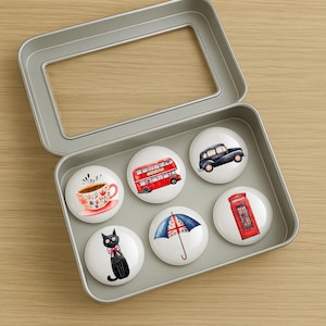 London Magnets in Gift Tin Box | Set of 6 | Gifts for London Enthusiasts | UK Travel Gifts | British Themed Gift Magnets