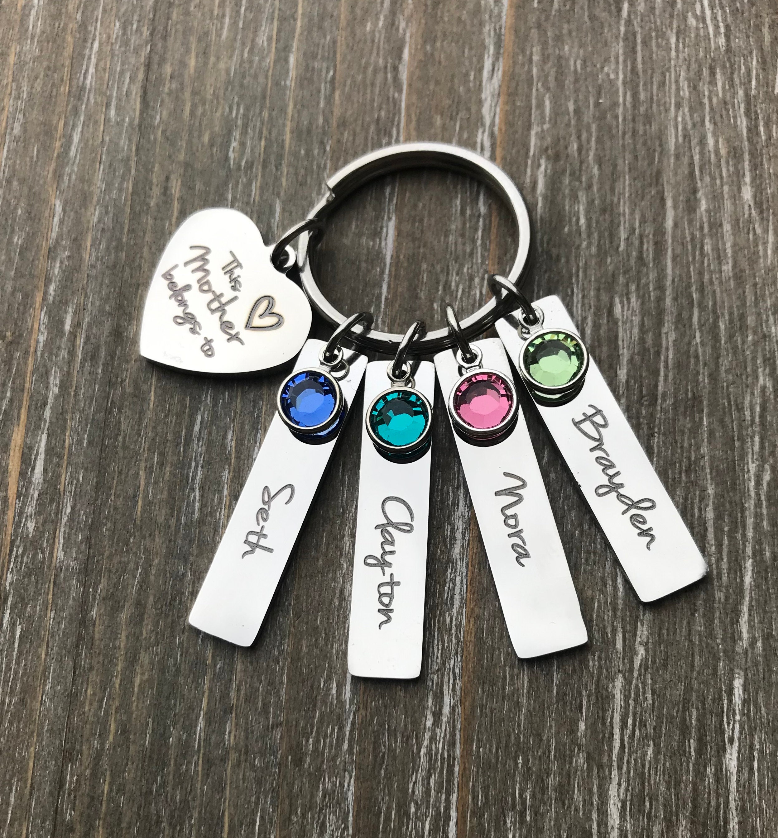 Mother Key chain Gift / Mommy jewelry / child's name Keychain