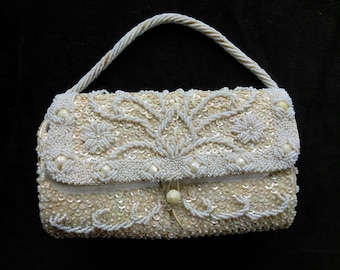 SALE!! Vintage mid-century, iridescent/cream white, Italian beads, evening purse, made in Hong Kong