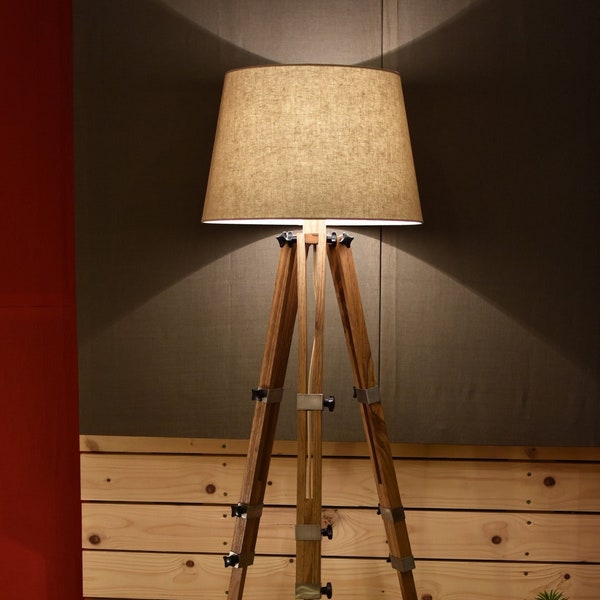 Beige Tripod Lamp, Floor Lamp, Big Lamp, Stehlampe, Wooden Floor Lamp, Industrial Lamp, Office Lamp, Man Cave Decor, Home Bar Lamp, Garage