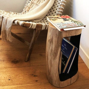 Bijzettafeltje log, theestamtafel, houten bijzettafeltje, houten boekentafel, houten nachtkastje, houtdecor, decor boerderij, houten nachtkastje, houten nachtkastje