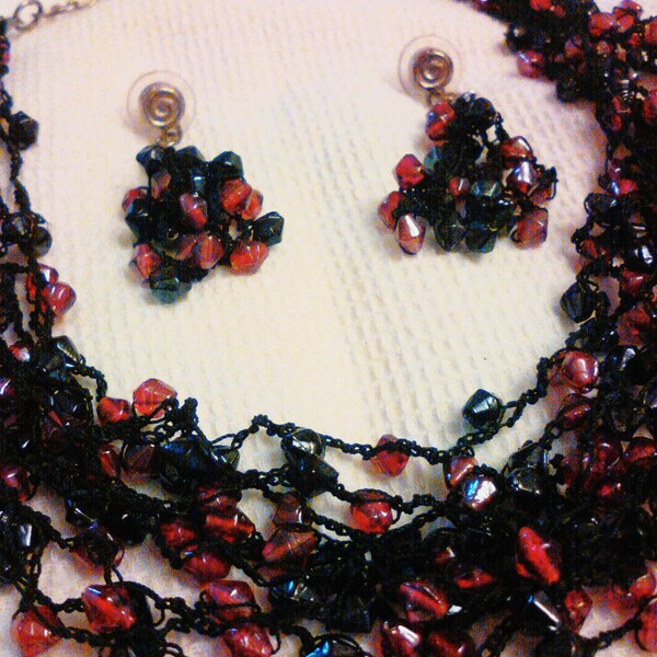 Red and Black necklace glass beads red necklace black necklace necklace earring set