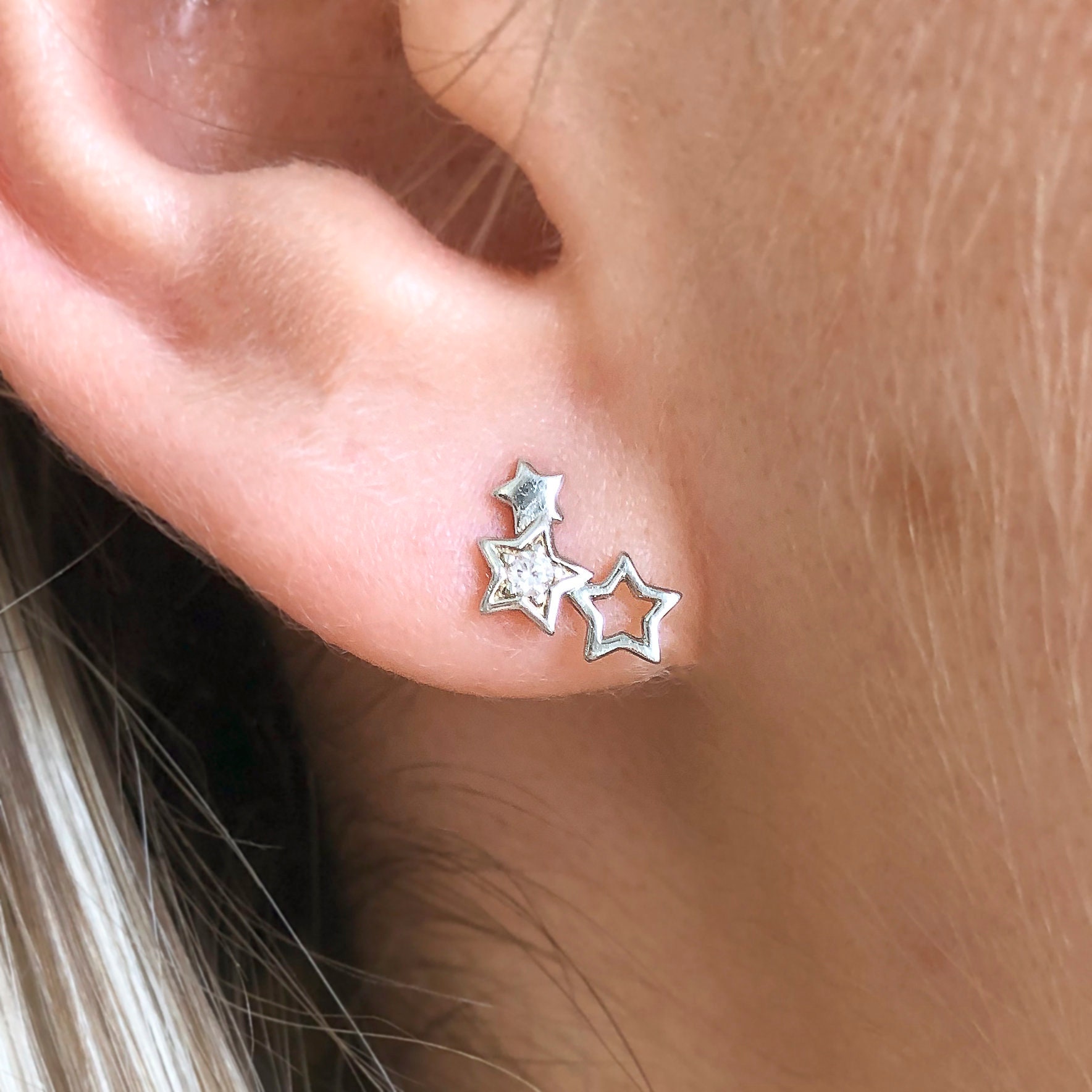 NaturSchatulle Orecchini Donna In Legno Di Noce E Argento 925 - Incisione Segno Zodiacale Leone, Fatto A Mano In Germania - 2