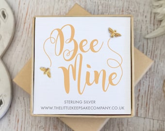 Kolczyki z cytatem z żółtego złota Vermeil - „Bee Mine”