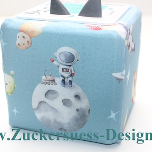 Funda protectora para la conocida caja de música infantil.