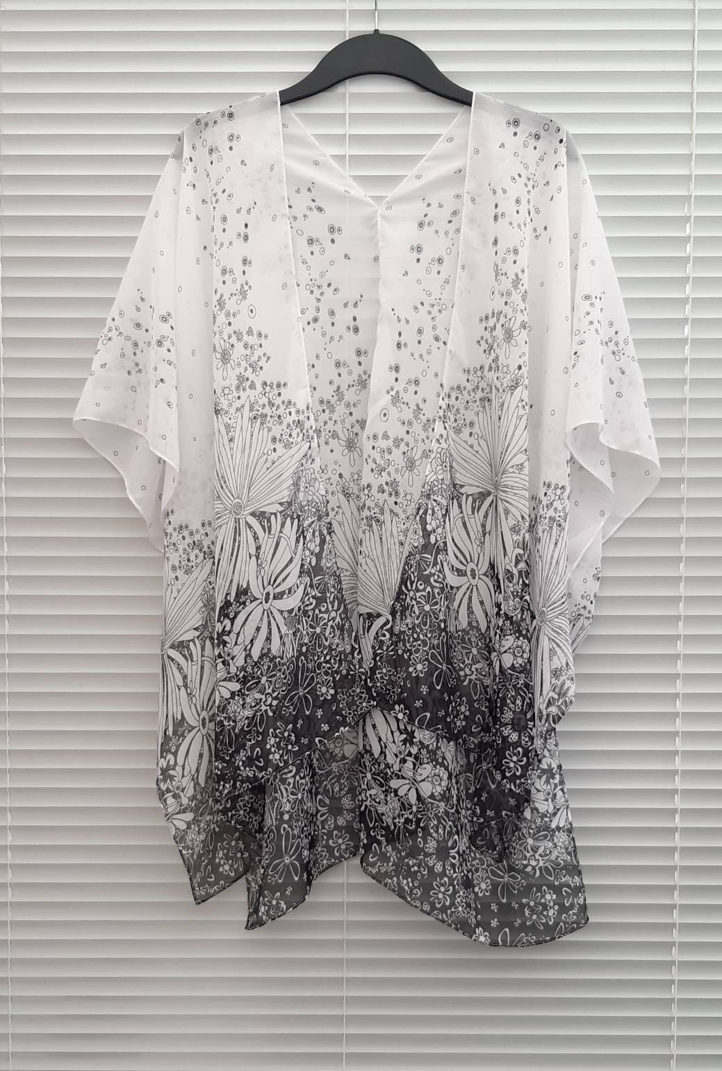W&F Marshmellow Organic Knitted Bubble Kimono Cardigan