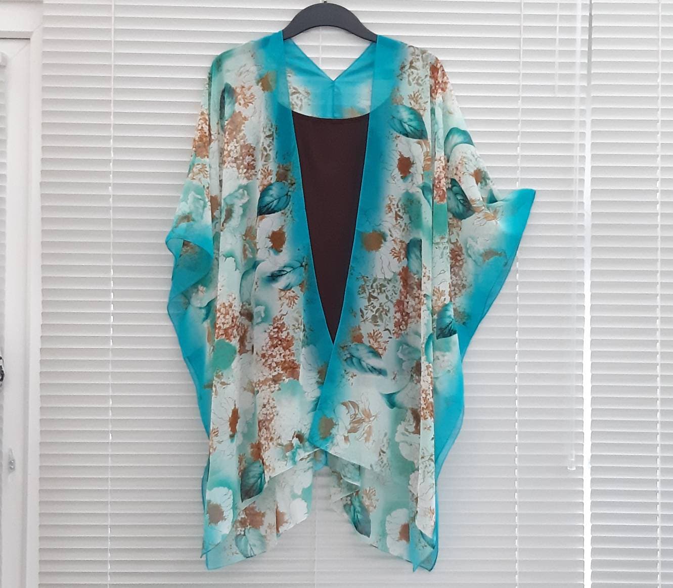 raw hem cropped denim jacket