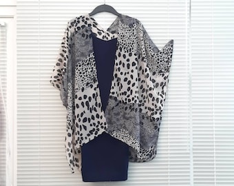 Black and White animal prints Kimono Jacket Kaftan, Caftan, Duster Jacket Overdress, Free size, Kimono Cardigan